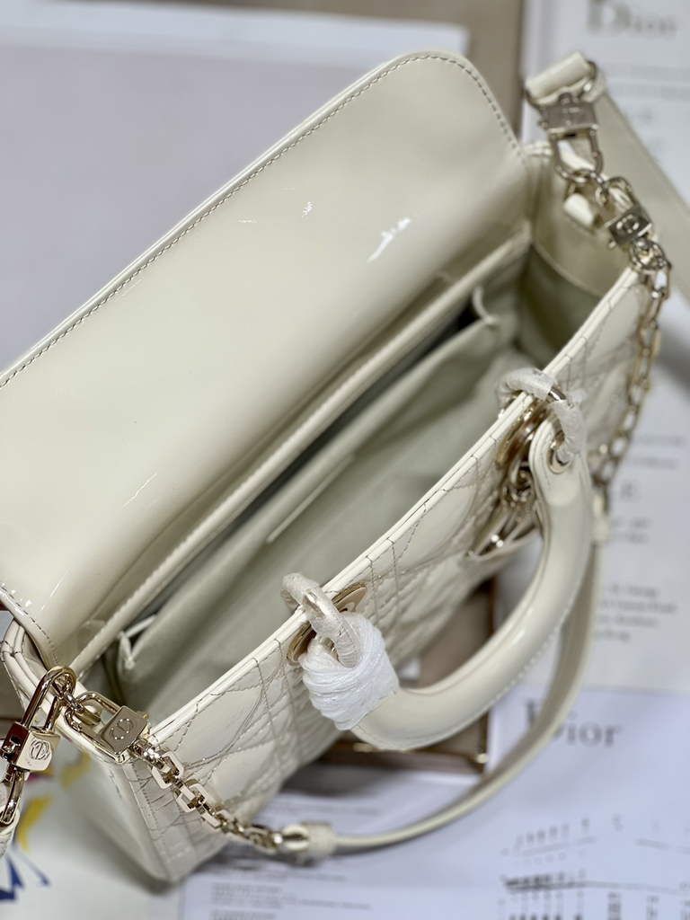 Dior M0540 Medium Lady D-Joy Bag Beige Patent Cannage Calfskin