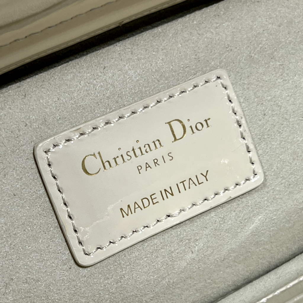 Dior M0540 Medium Lady D-Joy Bag Beige Patent Cannage Calfskin