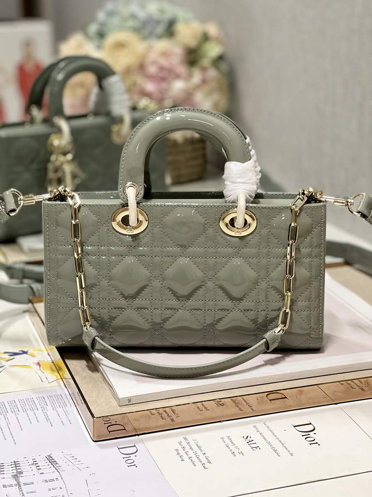 Dior M0540 Medium Lady D-Joy Bag Gray Patent Cannage Calfskin