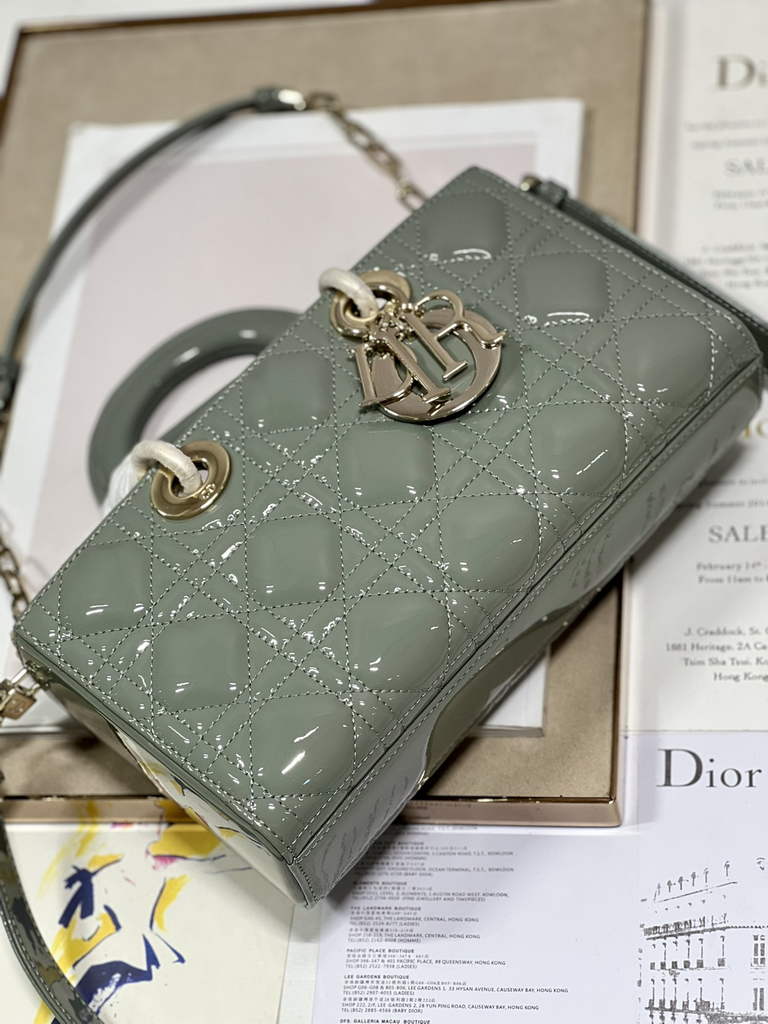 Dior M0540 Medium Lady D-Joy Bag Gray Patent Cannage Calfskin