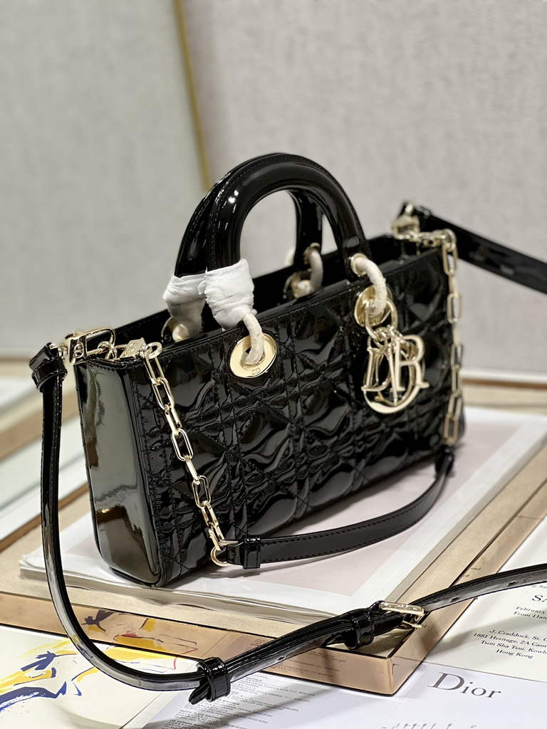 Dior M0540 Medium Lady D-Joy Bag Black Patent Cannage Calfskin