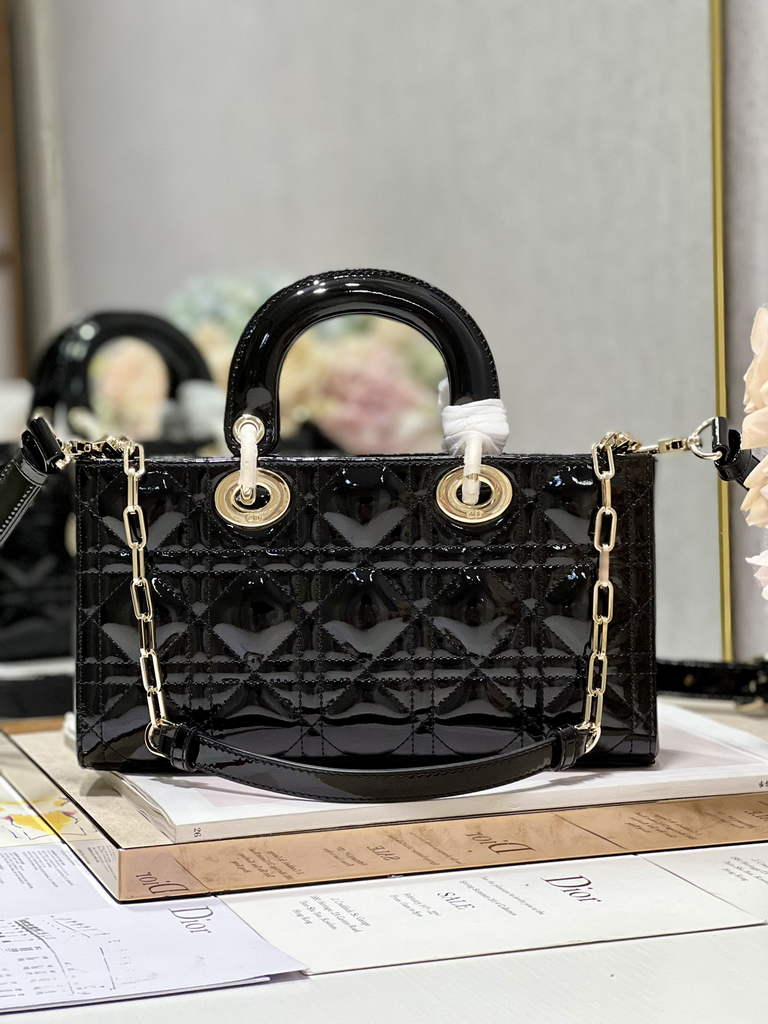 Dior M0540 Medium Lady D-Joy Bag Black Patent Cannage Calfskin - Default Title - View 5