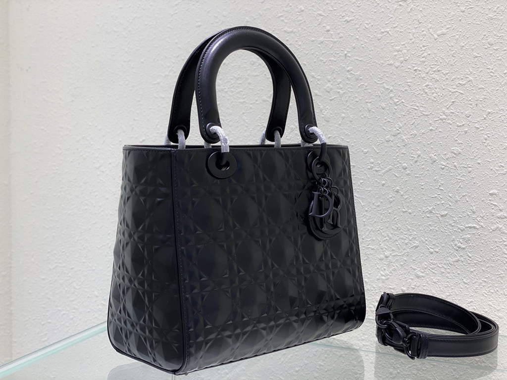 Dior M0565 Medium Lady Bag Black Cannage Calfskin with Diamond Motif - Default Title - View 3