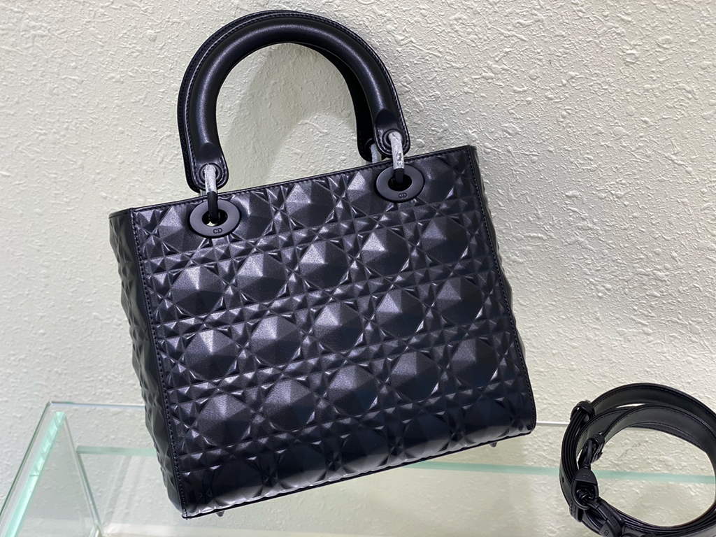 Dior M0565 Medium Lady Bag Black Cannage Calfskin with Diamond Motif - Default Title - View 5