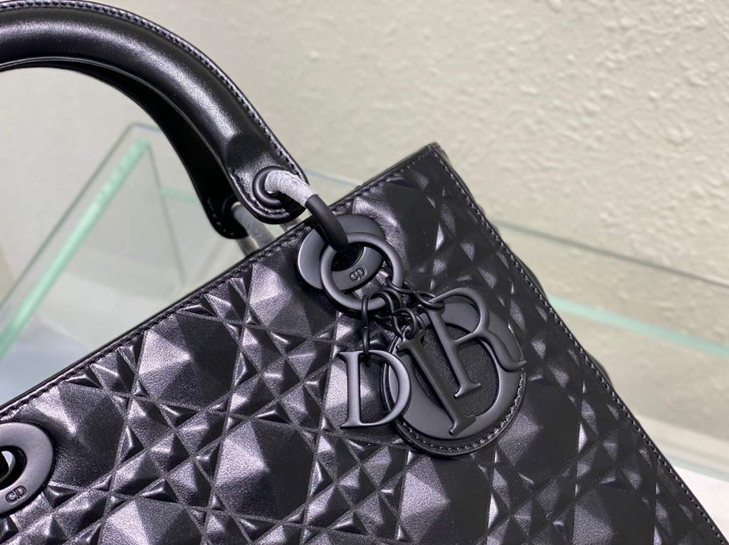Dior M0565 Medium Lady Bag Black Cannage Calfskin with Diamond Motif - Default Title - View 6