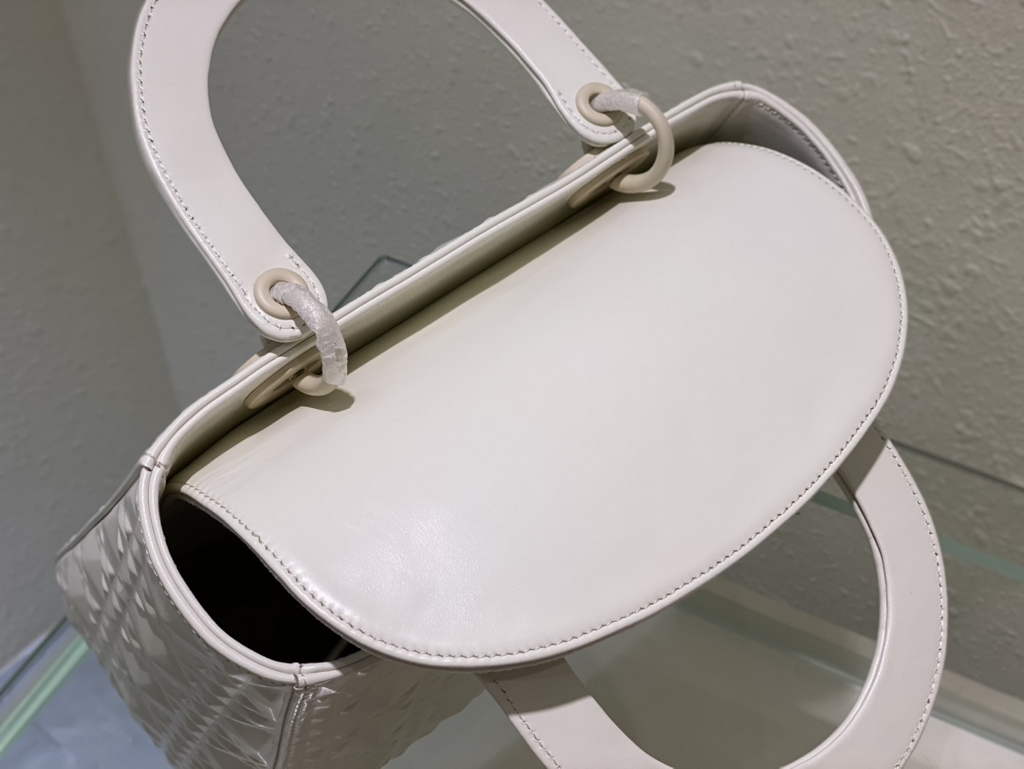Dior M0565 Medium Lady Bag White Cannage Calfskin with Diamond Motif - Default Title - View 8