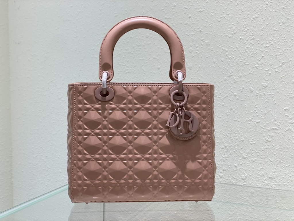 Dior M0565 Medium Lady Bag Pink Cannage Calfskin with Diamond Motif - Default Title - View 1