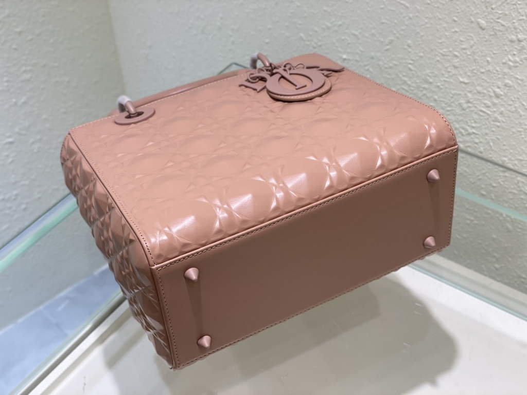 Dior M0565 Medium Lady Bag Pink Cannage Calfskin with Diamond Motif - Default Title - View 5