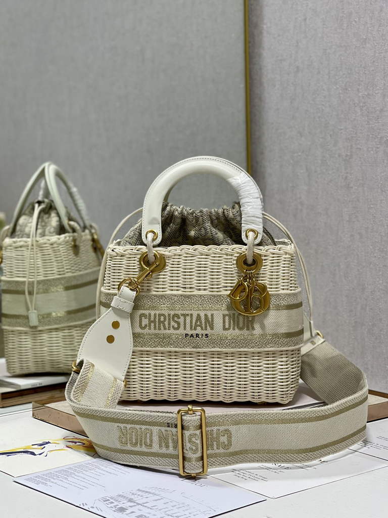 Dior M0565 Medium Lady Bag Natural Wicker and Gold - Default Title - View 1