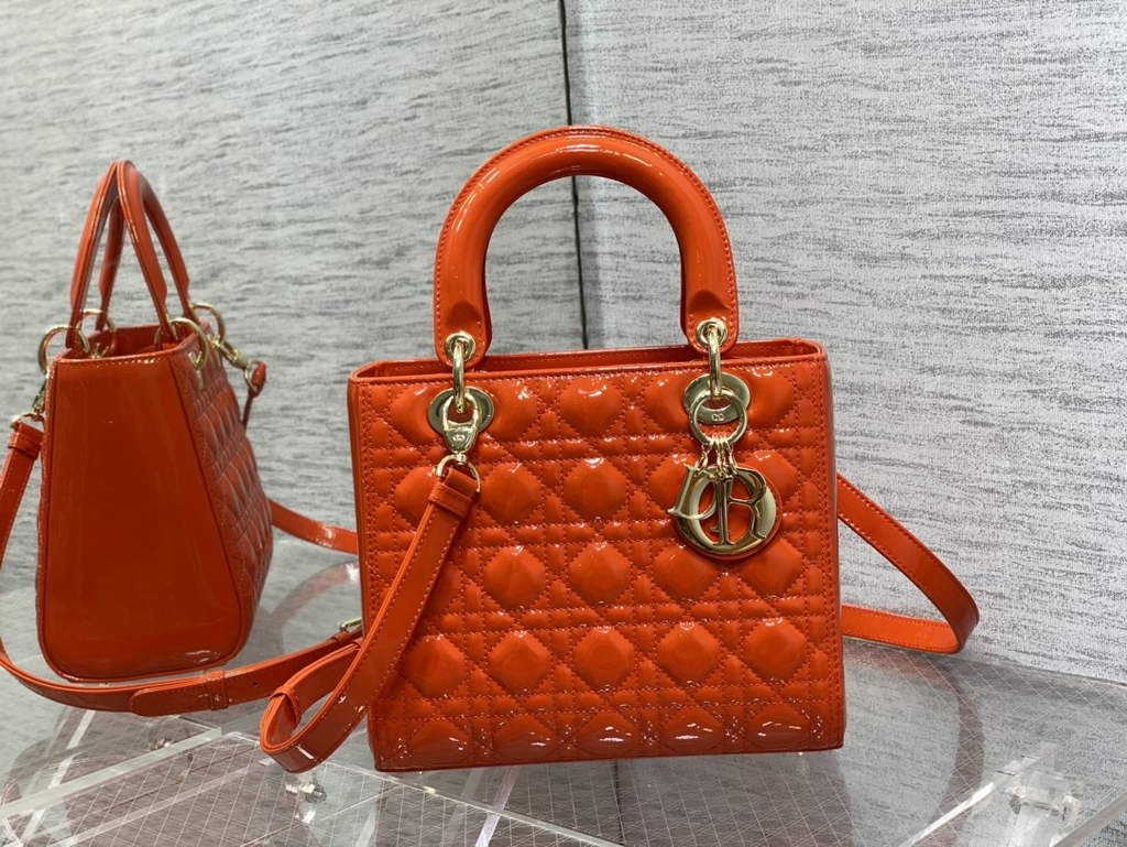 Dior M0565 Medium Lady Bag Orange Patent Cannage Calfskin Gold - Default Title - View 1