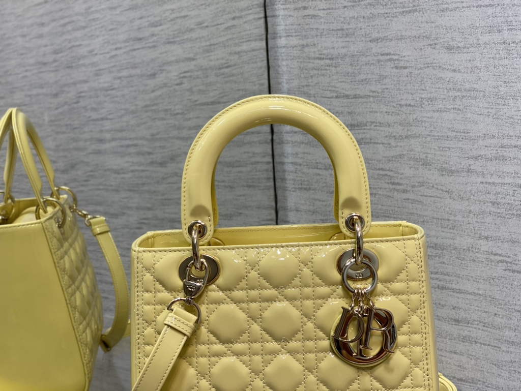 Dior M0565 Medium Lady Bag Yellow Patent Cannage Calfskin Gold - Default Title - View 3