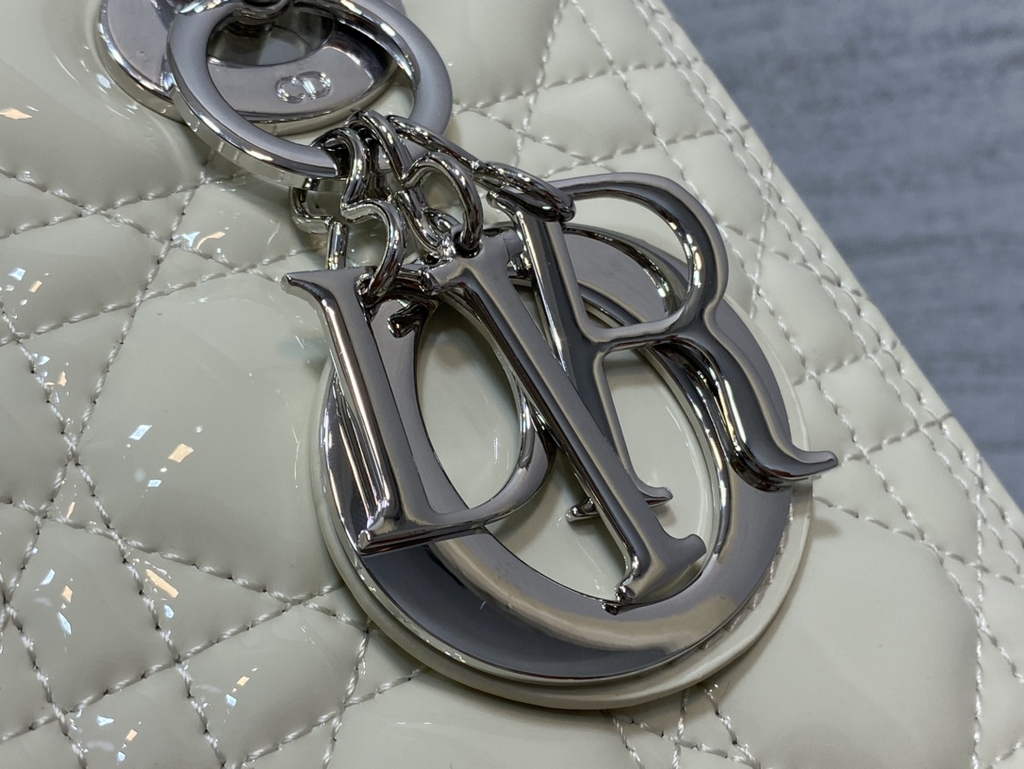 Dior M0565 Medium Lady Bag White Patent Cannage Calfskin Silver - Default Title - View 3