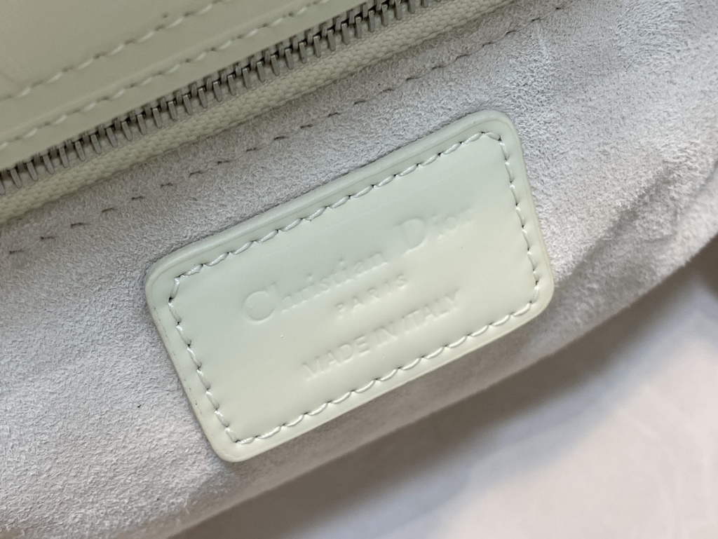 Dior M0565 Medium Lady Bag White Patent Cannage Calfskin Silver - Default Title - View 9