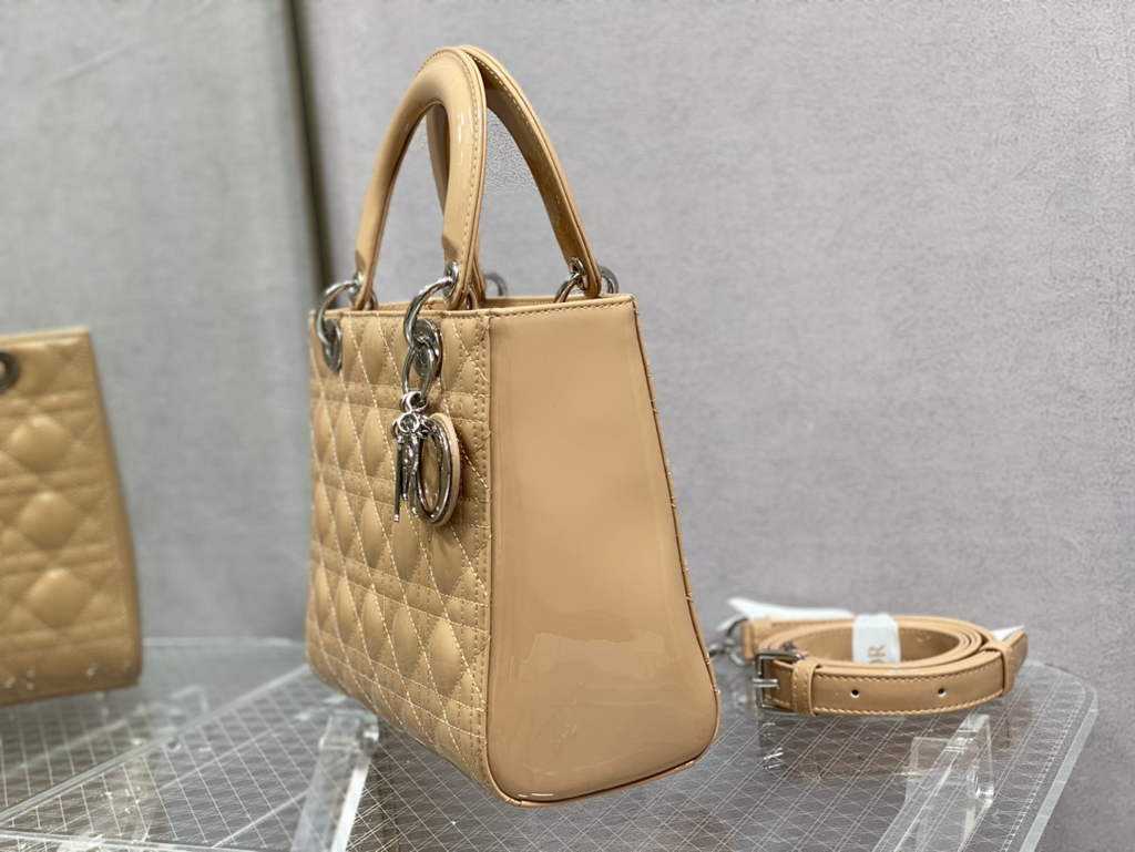 Dior M0565 Medium Lady Bag dark beige Patent Cannage Calfskin Silver - Default Title - View 4
