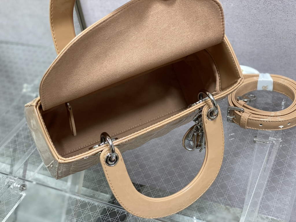 Dior M0565 Medium Lady Bag dark beige Patent Cannage Calfskin Silver - Default Title - View 8