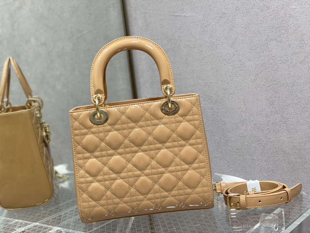 Dior M0565 Medium Lady Bag dark beige Patent Cannage Calfskin Gold - Default Title - View 2
