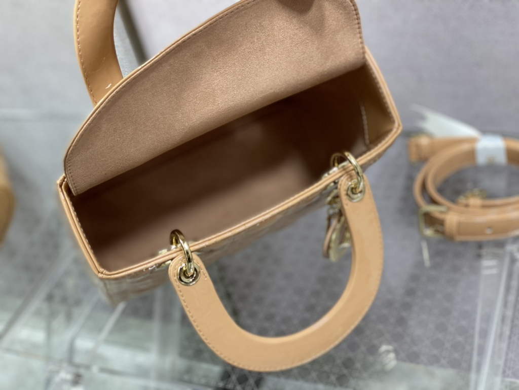 Dior M0565 Medium Lady Bag dark beige Patent Cannage Calfskin Gold - Default Title - View 8