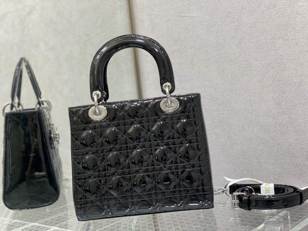 Dior M0565 Medium Lady Bag Black Patent Cannage Calfskin Silver - Default Title - View 3