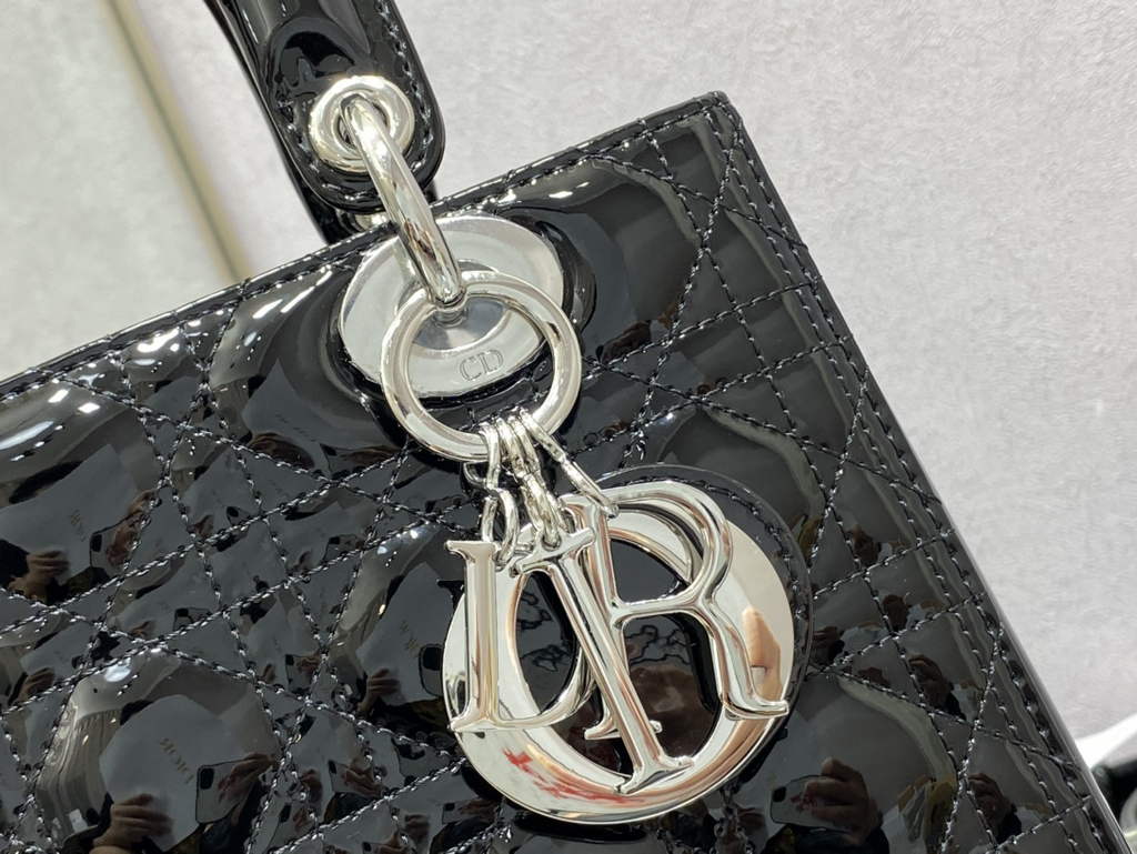 Dior M0565 Medium Lady Bag Black Patent Cannage Calfskin Silver - Default Title - View 5