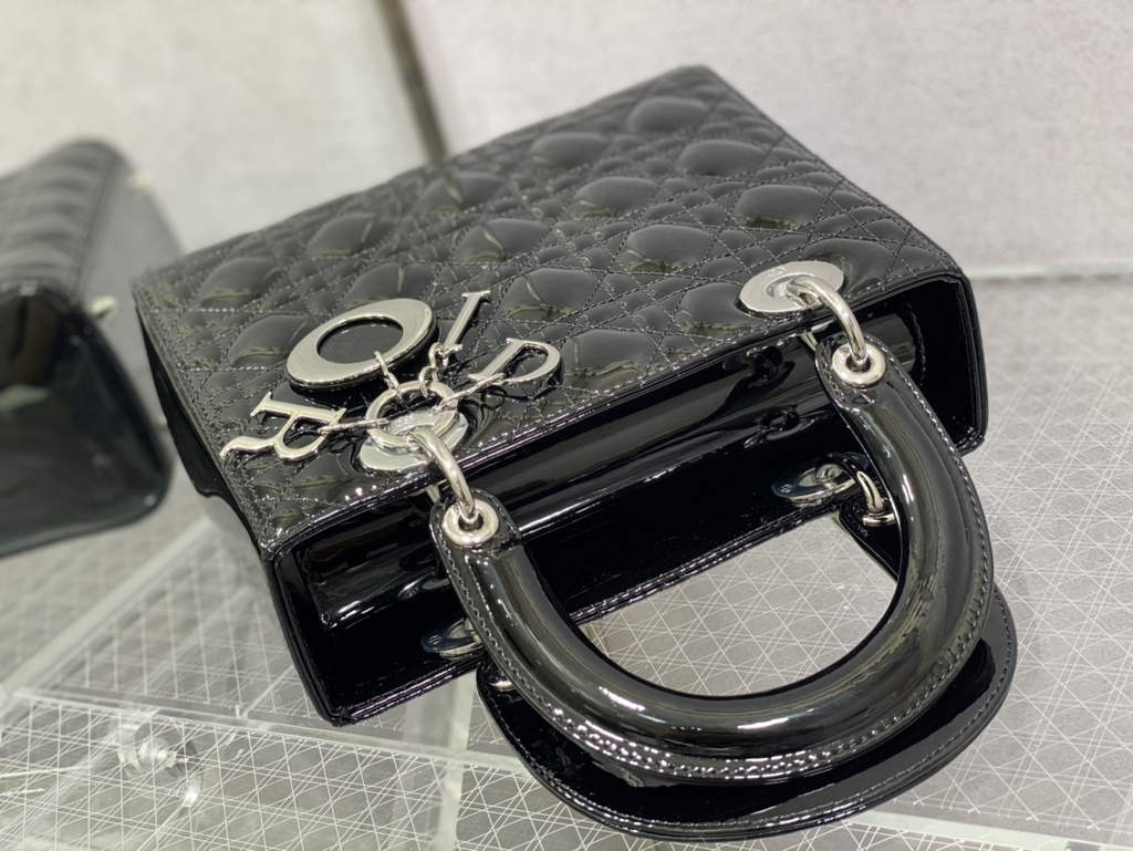 Dior M0565 Medium Lady Bag Black Patent Cannage Calfskin Silver - Default Title - View 6