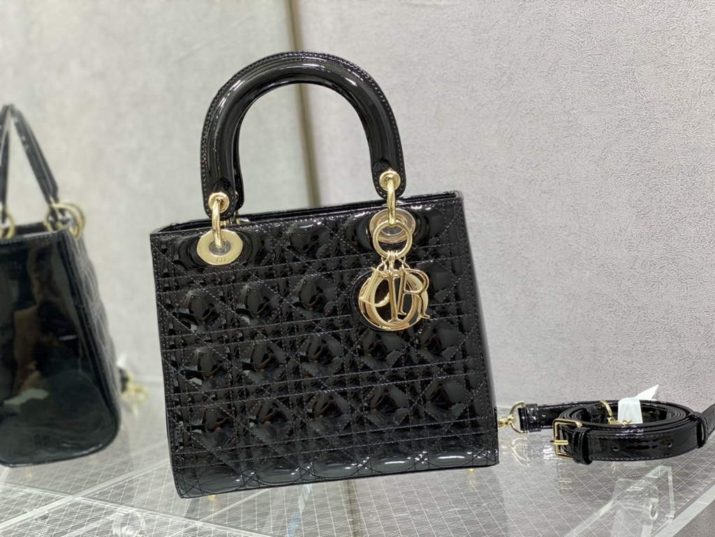 Dior M0565 Medium Lady Bag Black Patent Cannage Calfskin Gold - Default Title - View 2