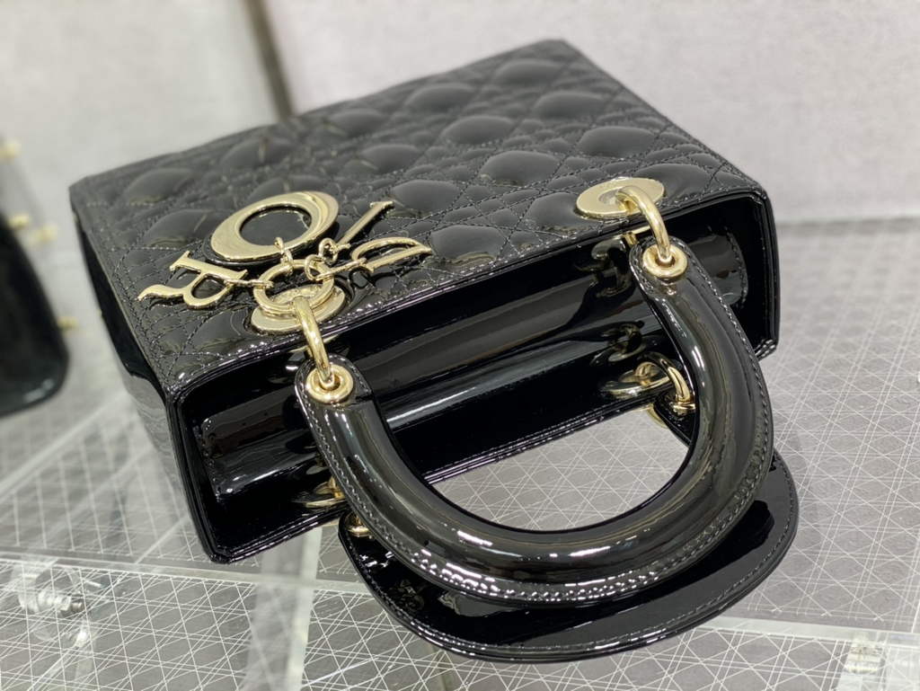 Dior M0565 Medium Lady Bag Black Patent Cannage Calfskin Gold - Default Title - View 6