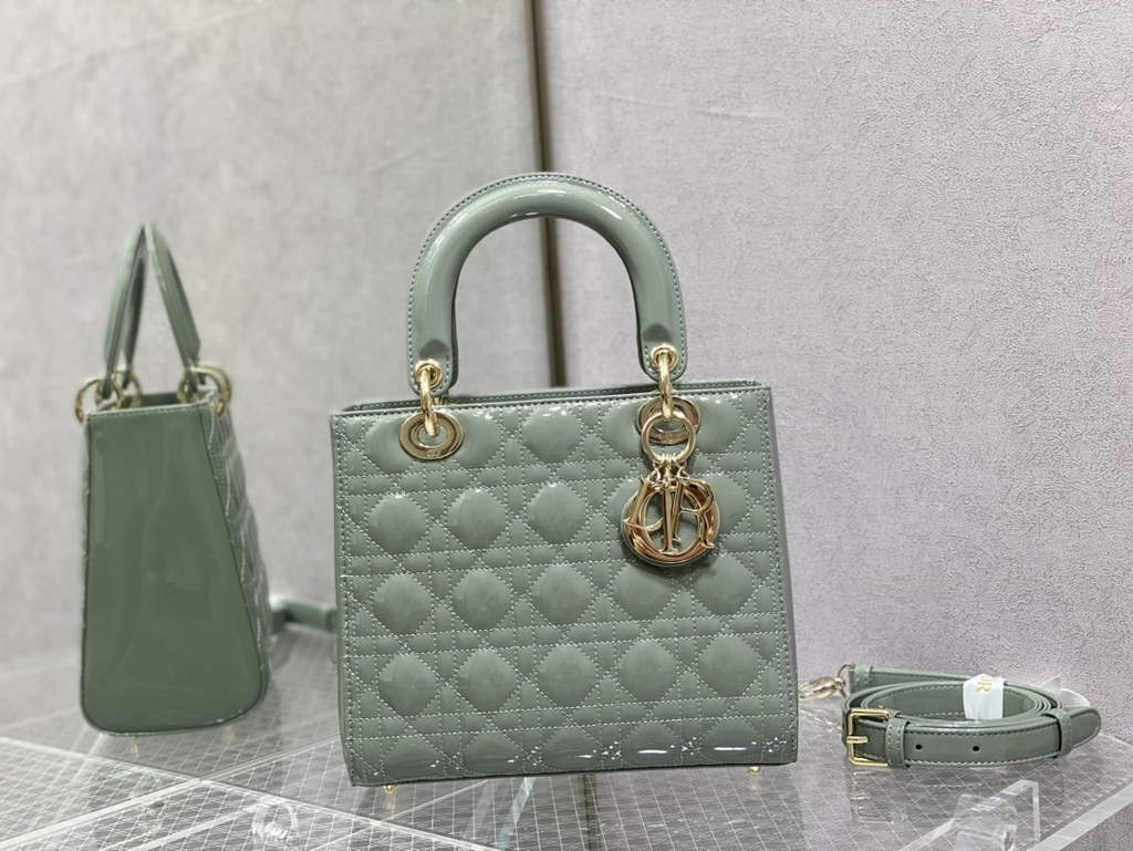Dior M0565 Medium Lady Bag gray Patent Cannage Calfskin - Default Title - View 1