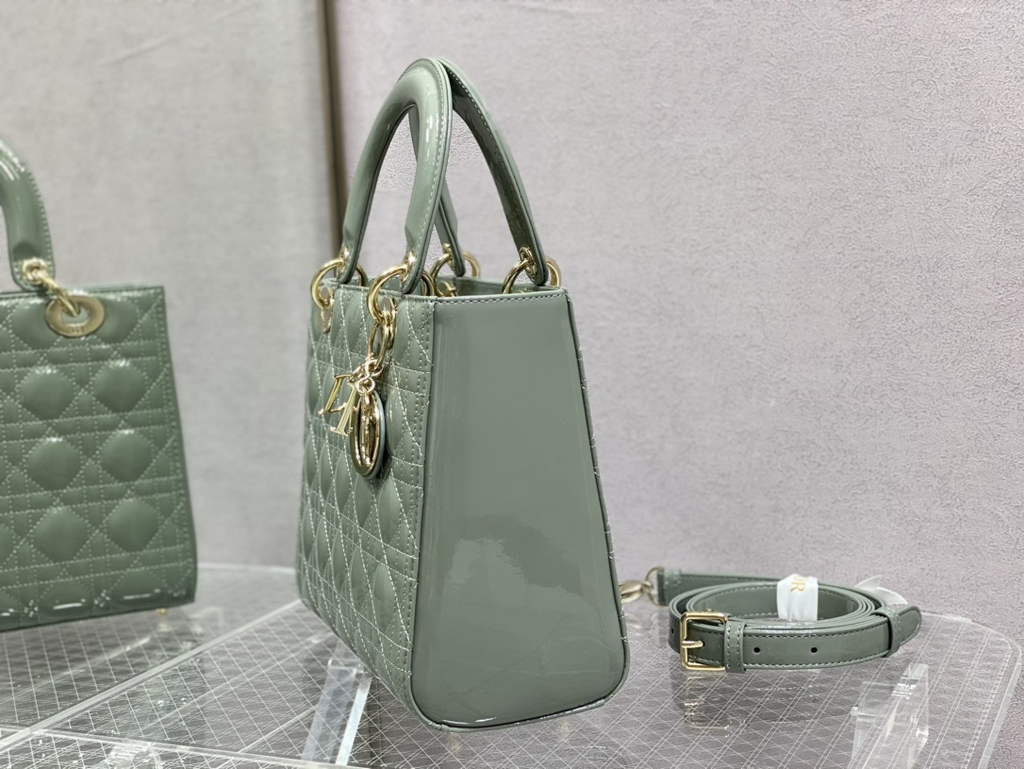 Dior M0565 Medium Lady Bag gray Patent Cannage Calfskin - Default Title - View 4