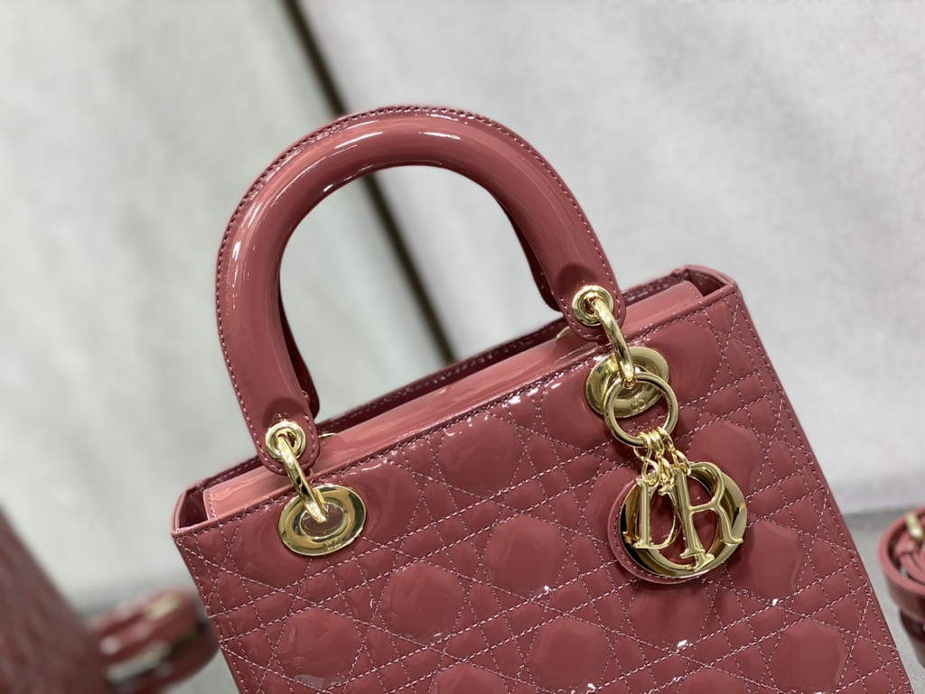 Dior M0565 Medium Lady Bag Pink Patent Cannage Calfskin - Default Title - View 3