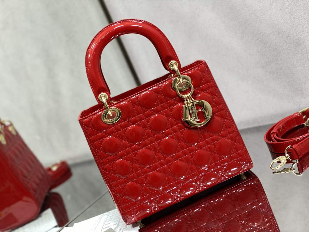 Dior M0565 Medium Lady Bag Red Patent Cannage Calfskin - Default Title - View 2