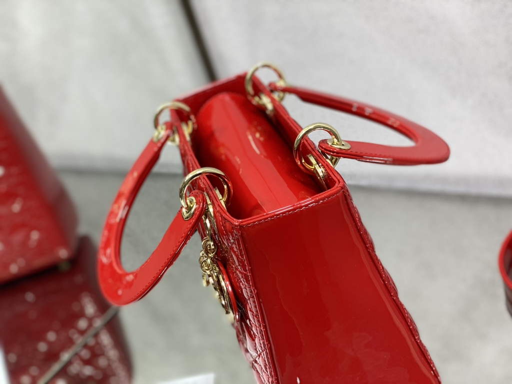 Dior M0565 Medium Lady Bag Red Patent Cannage Calfskin - Default Title - View 6