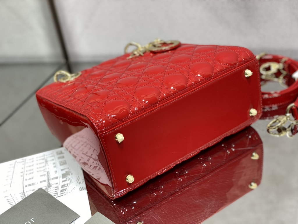 Dior M0565 Medium Lady Bag Red Patent Cannage Calfskin - Default Title - View 7