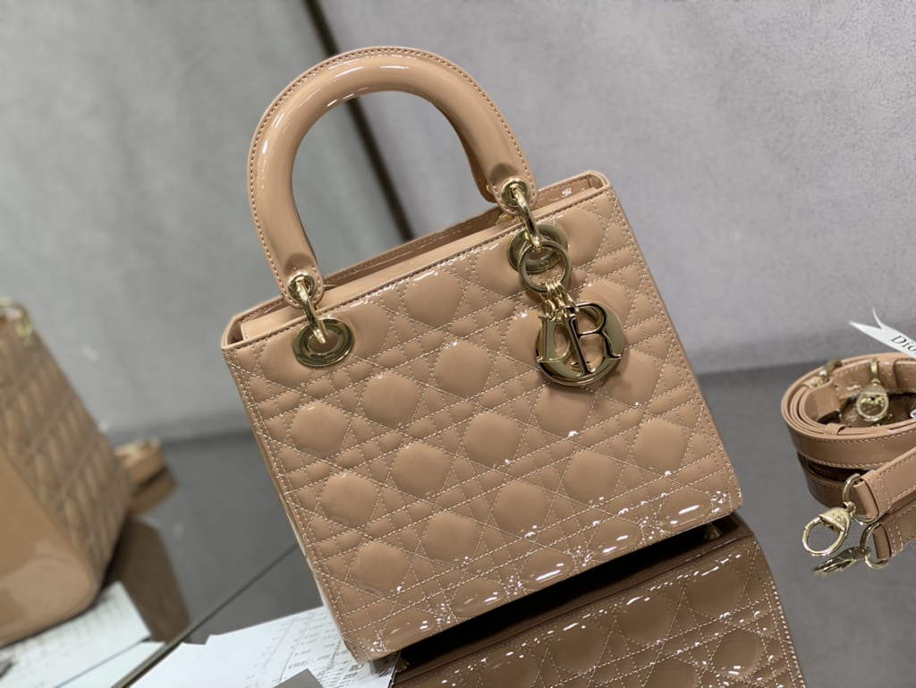 Dior M0565 Medium Lady Bag Light Pink Patent Cannage Calfskin - Default Title - View 2