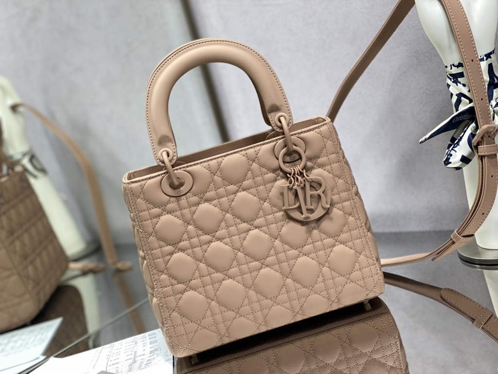 Dior M0565 Medium Lady Bag dark beige Ultramatte Cannage Calfskin - Default Title - View 1
