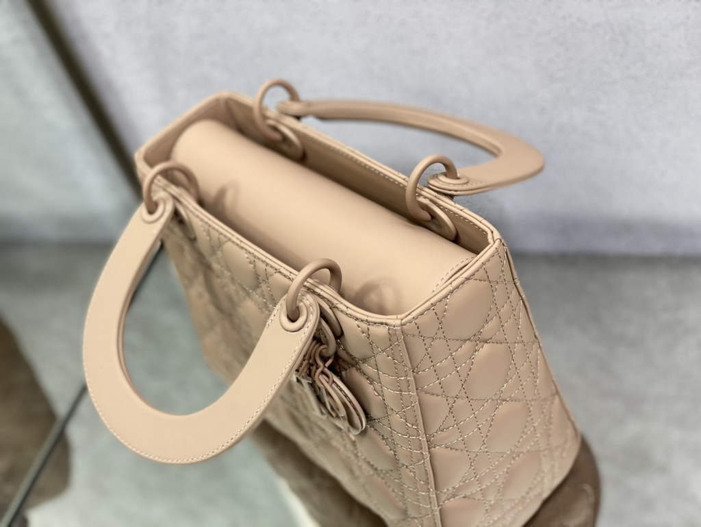 Dior M0565 Medium Lady Bag dark beige Ultramatte Cannage Calfskin - Default Title - View 5