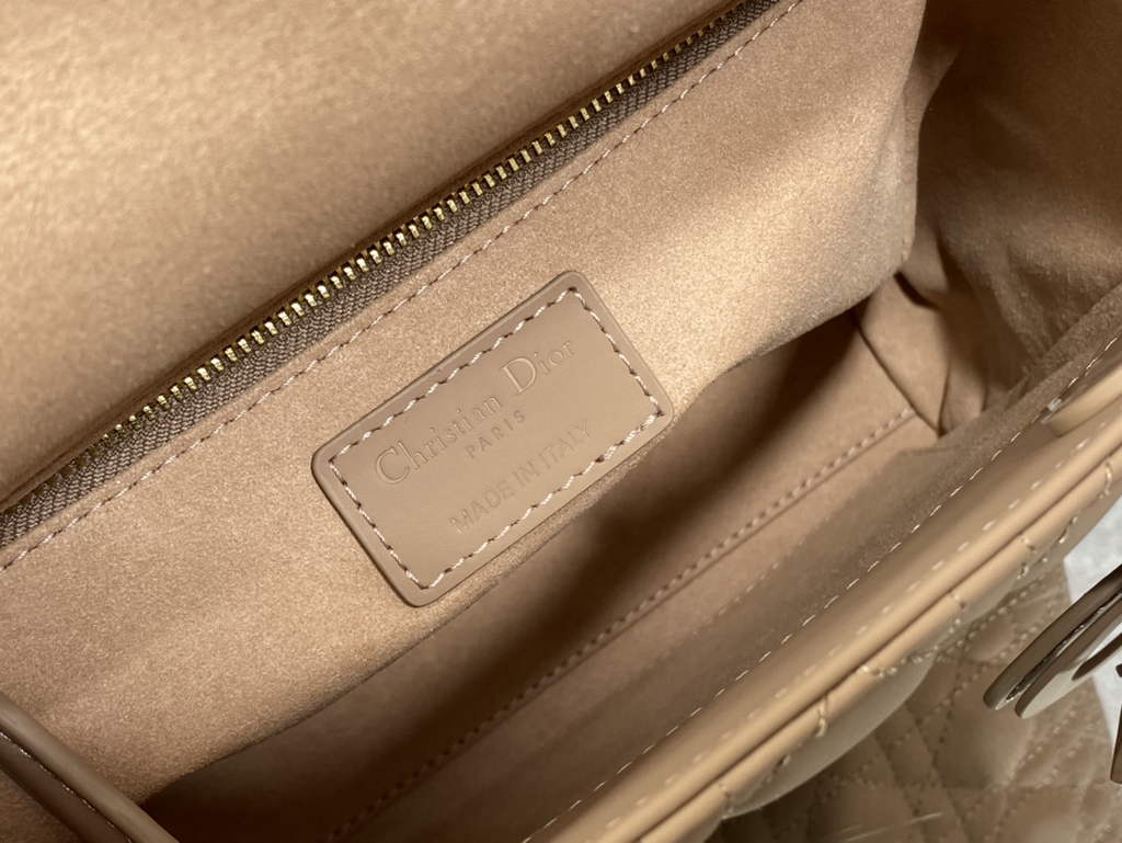 Dior M0565 Medium Lady Bag dark beige Ultramatte Cannage Calfskin - Default Title - View 8