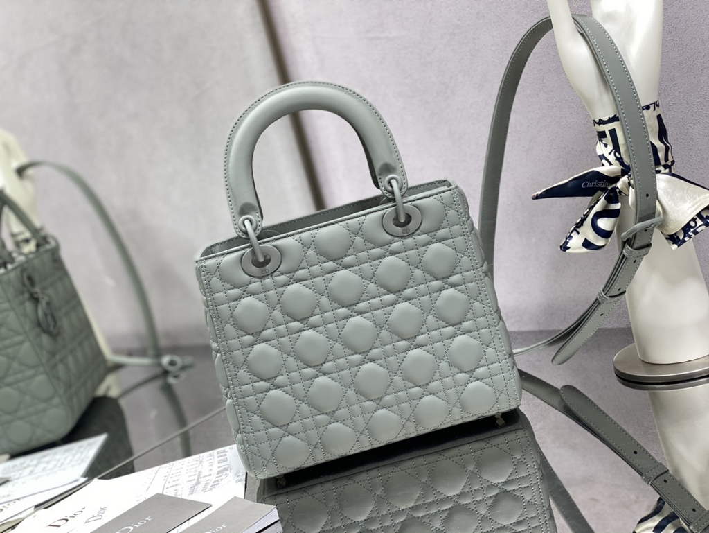 Dior M0565 Medium Lady Bag Gray Ultramatte Cannage Calfskin - Default Title - View 4