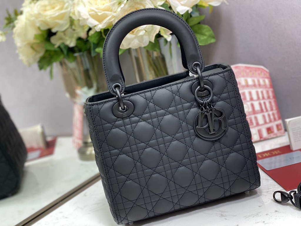 Dior M0565 Medium Lady Bag Black Ultramatte Cannage Calfskin - Default Title - View 1