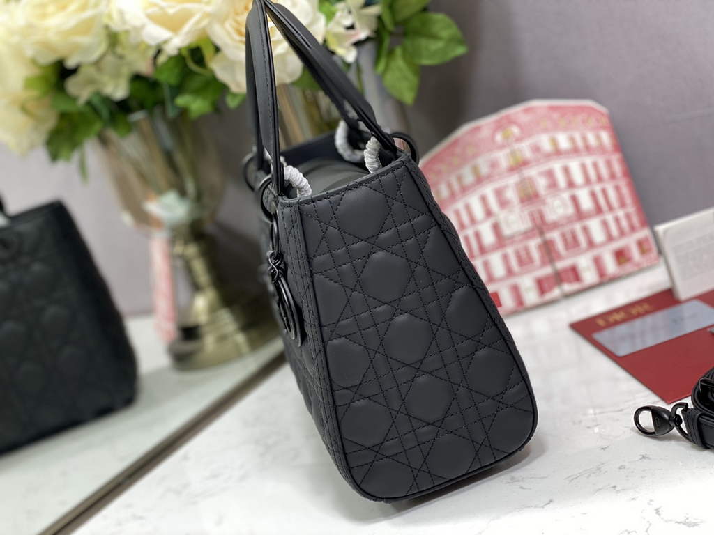 Dior M0565 Medium Lady Bag Black Ultramatte Cannage Calfskin - Default Title - View 3
