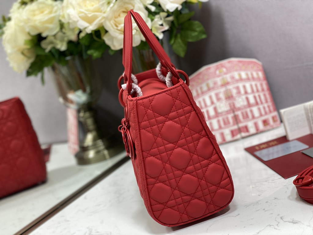 Dior M0565 Medium Lady Bag Red Ultramatte Cannage Calfskin - Default Title - View 5