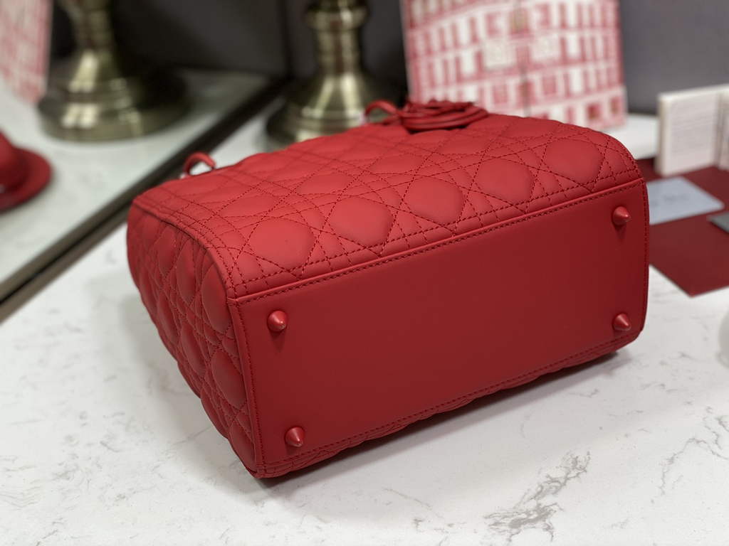 Dior M0565 Medium Lady Bag Red Ultramatte Cannage Calfskin - Default Title - View 6