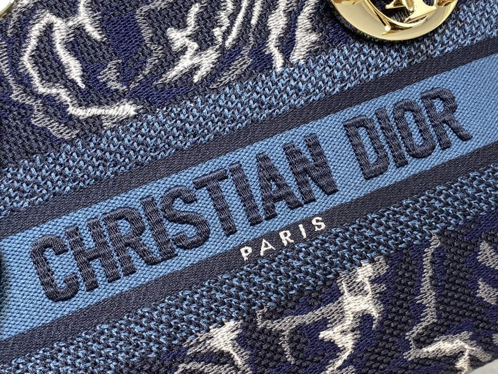 Dior M0565 Medium Lady D-Life Bag Blue Brocart Denim-Effect - Default Title - View 4