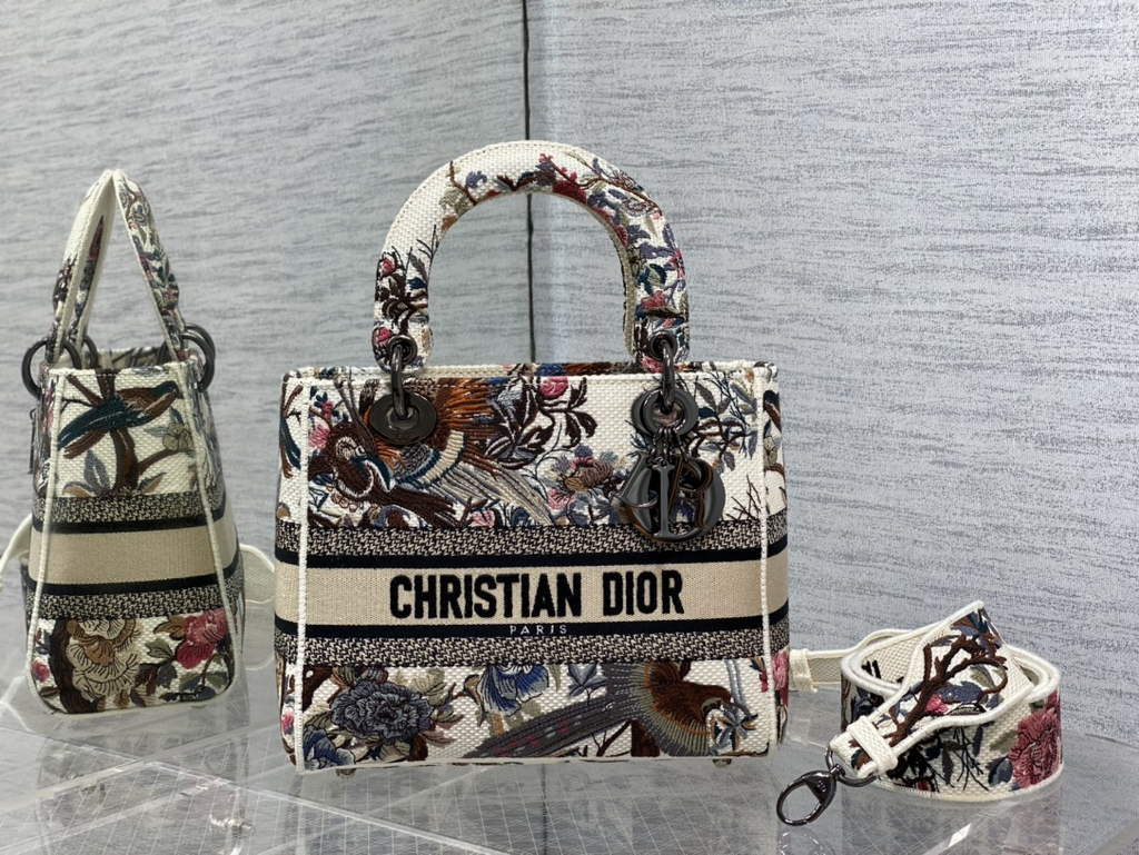 Dior M0565 Medium Lady D-Life Bag Ecru Multicolor Jardin - Default Title - View 9