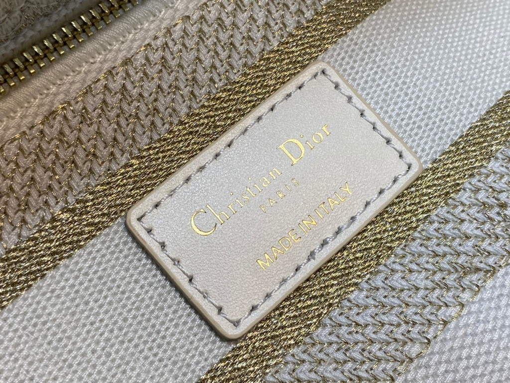 Dior M0565 Medium Lady D-Life Bag White Multicolor Cotton with Velvet - Default Title - View 9