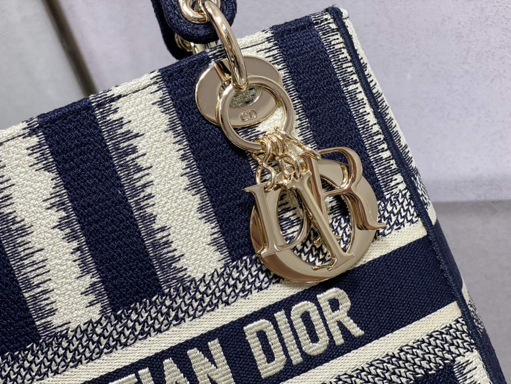 Dior M0565 Medium Lady D-Lite Bag Blue D-Stripes Embroidery - Default Title - View 2