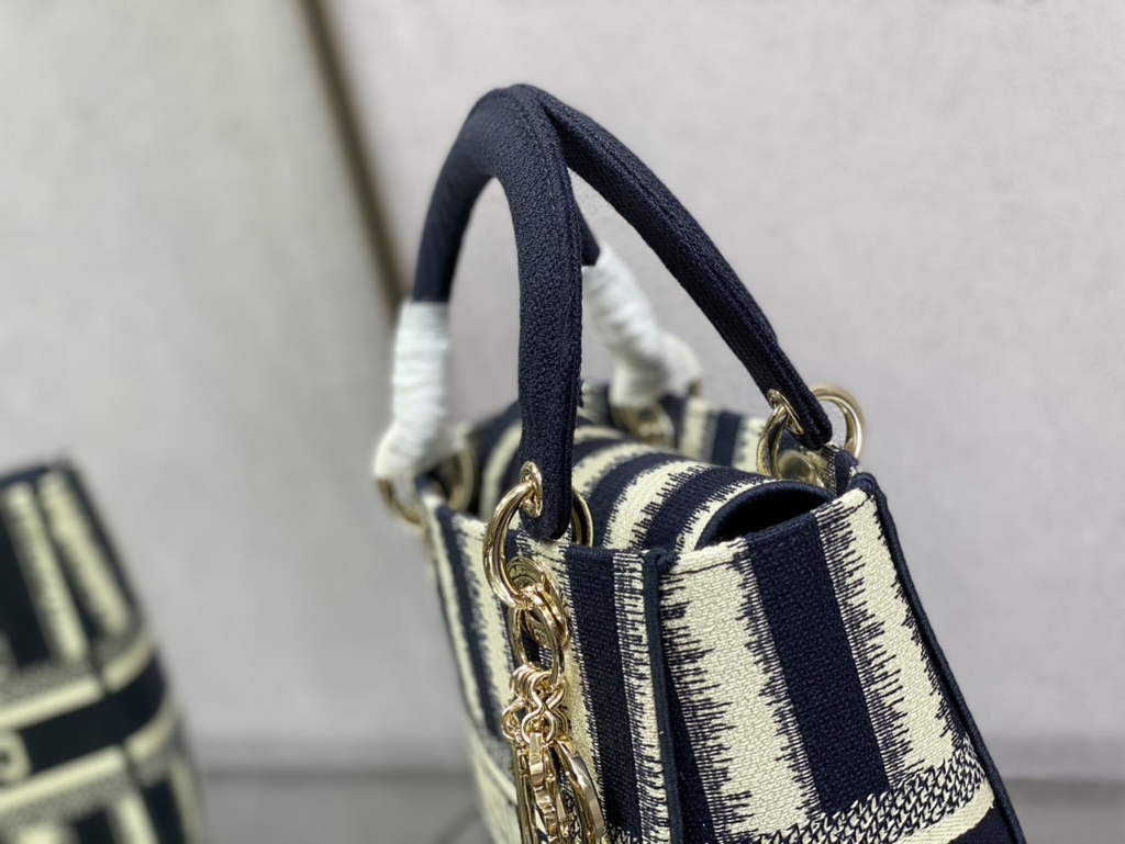 Dior M0565 Medium Lady D-Lite Bag Blue D-Stripes Embroidery - Default Title - View 3