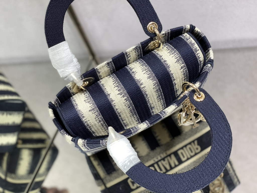 Dior M0565 Medium Lady D-Lite Bag Blue D-Stripes Embroidery - Default Title - View 5