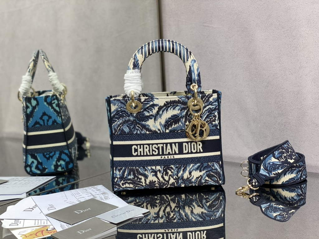 Dior M0565 Medium Lady D-Lite Bag Multicolor Embroidery Blue - Default Title - View 1