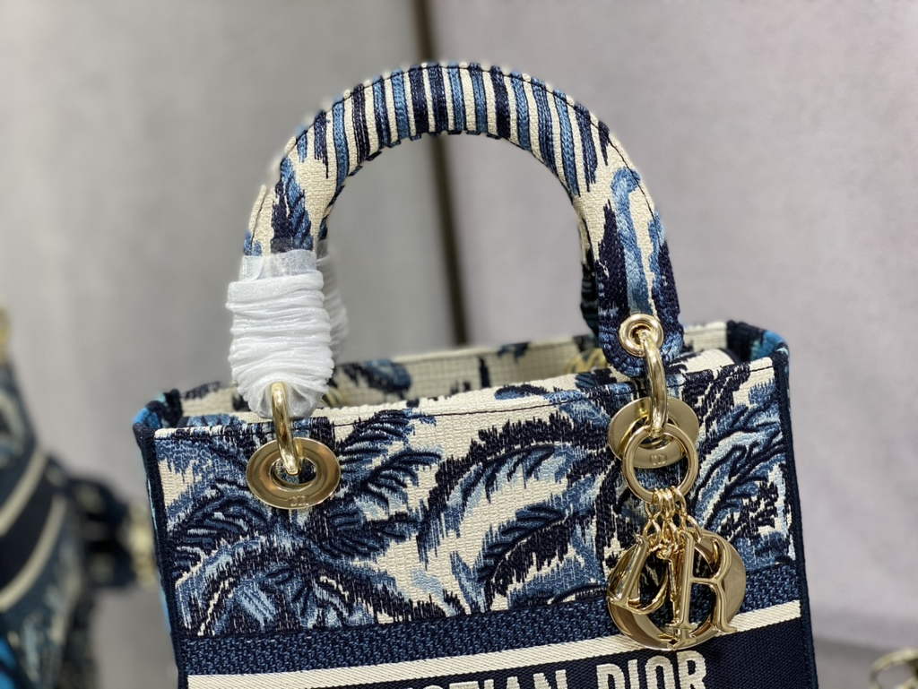 Dior M0565 Medium Lady D-Lite Bag Multicolor Embroidery Blue - Default Title - View 3