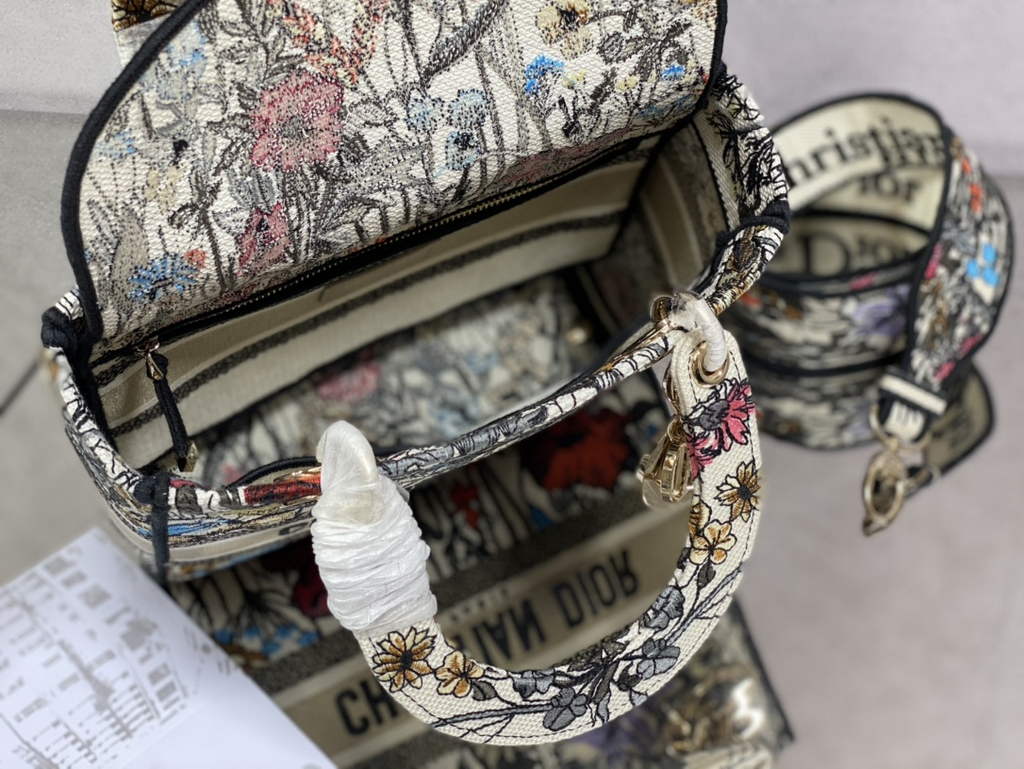 Dior M0565 Medium Lady D-Lite Bag Beige Multicolor Embroidery - Default Title - View 11